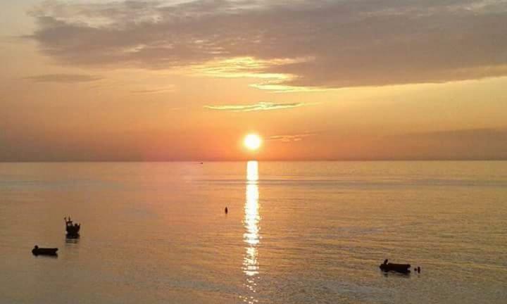 Comme Un Poisson Dans L'Eau Villa Etretat Bagian luar foto